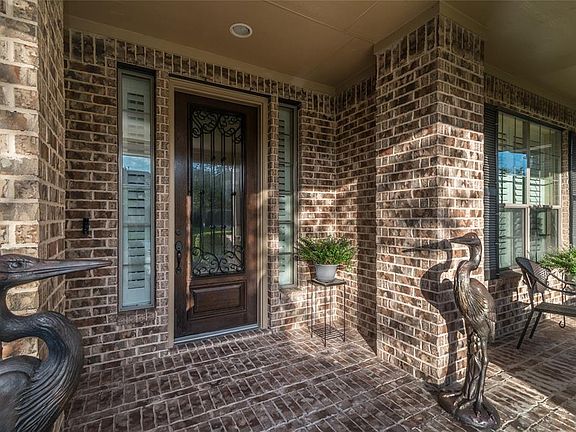 4th image of 4621 La Escalona Dr