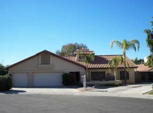 118 S Honeysuckle Ln, Gilbert, AZ 85296