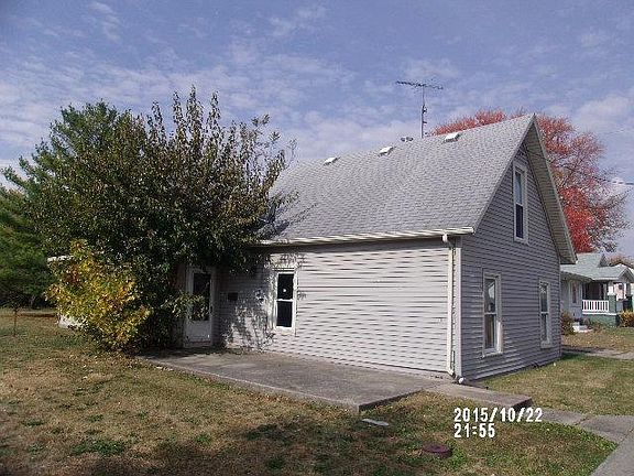 4th image of 425 S Main St