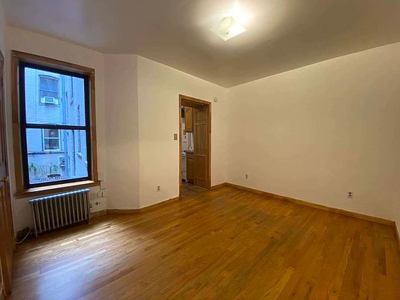5th image of 530 E 13th St #4A