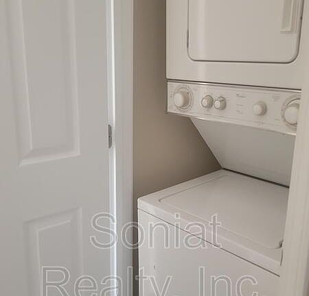 5th image of 5731 Cameron Blvd Unit 5731