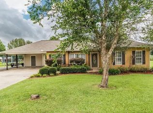 215 Arceneaux Cir, Scott, LA 70583
