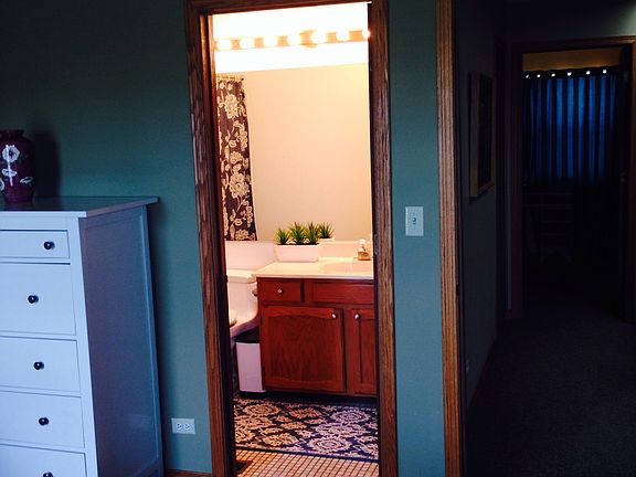 5th image of 7826 Darien Lake Dr