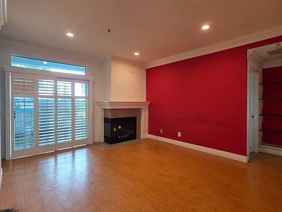 4th image of 303 Dursey Dr