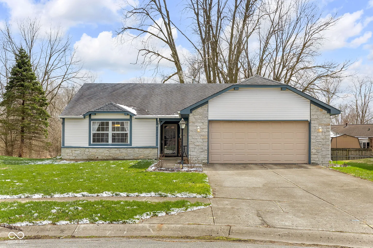 10247 Park Stream Dr photo 1