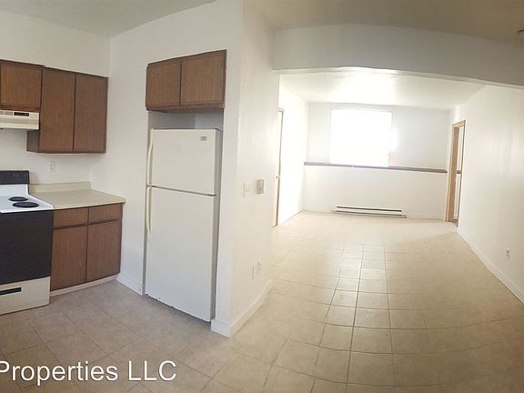 4th image of 52 Grant St APT 4