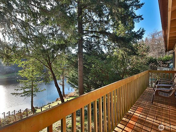 4th image of 1015 Honeymoon Lake Drive