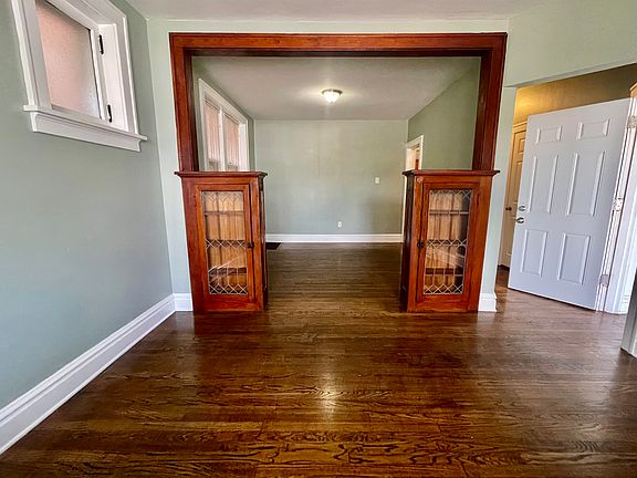 2nd image of 2921 Brannon Ave #1