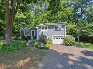 14 Cricket Dr, Sturbridge, MA 01566