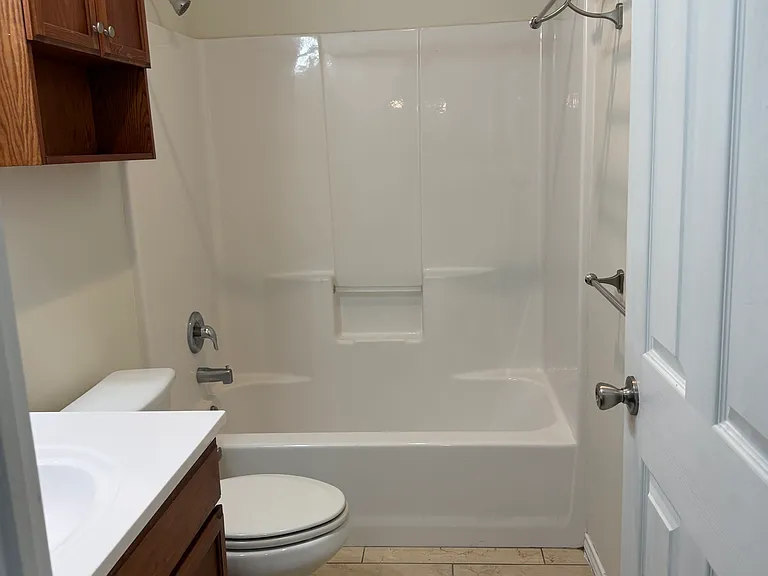 308 W McIntyre St #4 — Photo 7