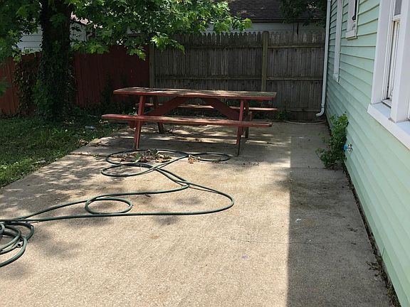 2nd image of 146 Valentine Dr