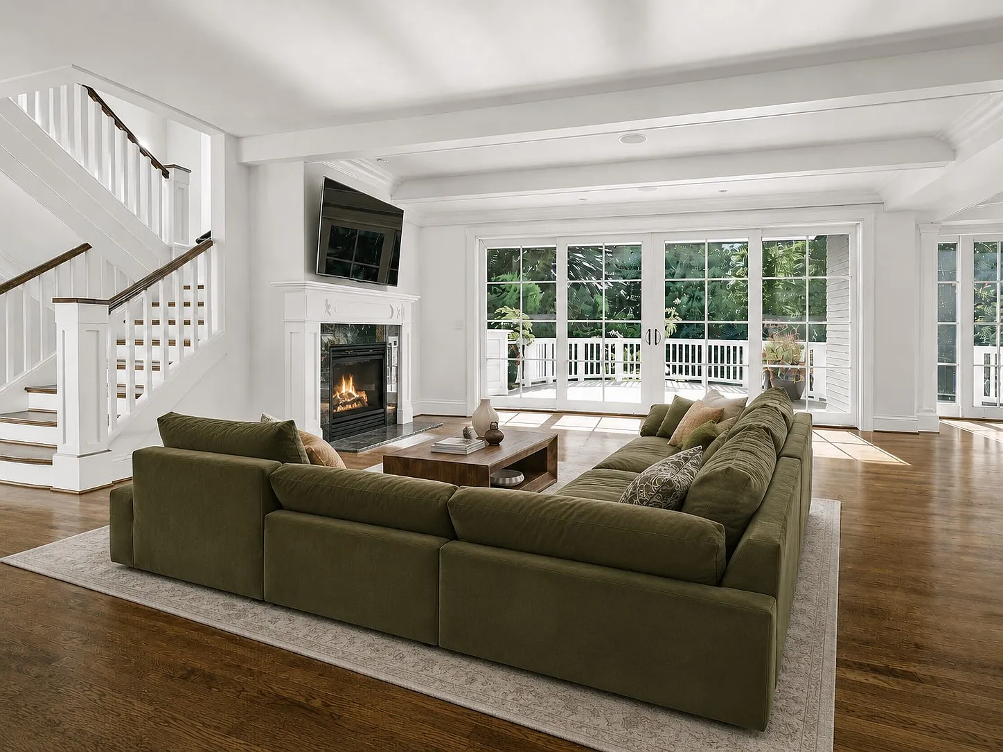5 bed, 7.5 bath, 6831 sqft, $16,000 — Photo 3