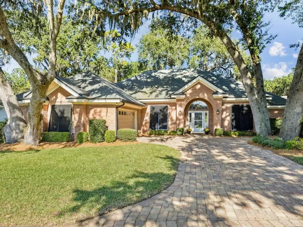 1601 Regatta Dr, Fernandina Beach, FL 32034