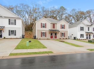 325 Noble Ln, Pendleton, SC 29670