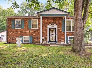 700 Webster Blvd, Jeffersonville, IN 47130