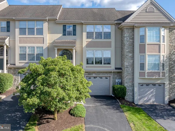603 Royal View Dr, Lancaster, PA 17601