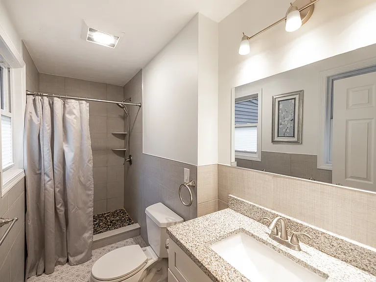 384 Walnut St — Photo 18