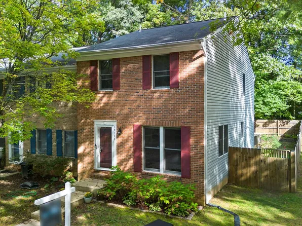 17133 Briardale Rd, Derwood, MD 20855