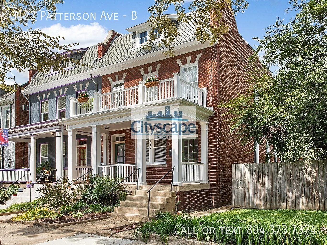 Location! Large Museum District 1st Floor Duplex Apartment — Photo 2