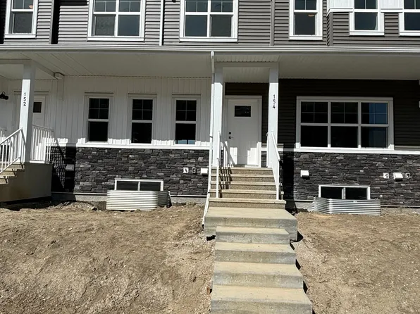 154 Merganser Dr W #154, Chestermere, AB T1X 1K9