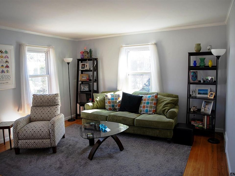 1st image of 16 Barber Ave
