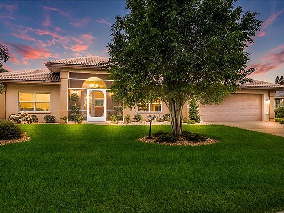 3rd image of 3714 Torrey Pines Way