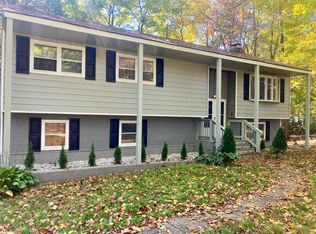 1 Fleetwood Dr, Plainville, CT 06062