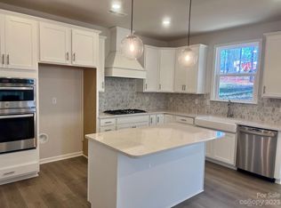208 Stibbs Cross Rd, Mooresville, NC 28115