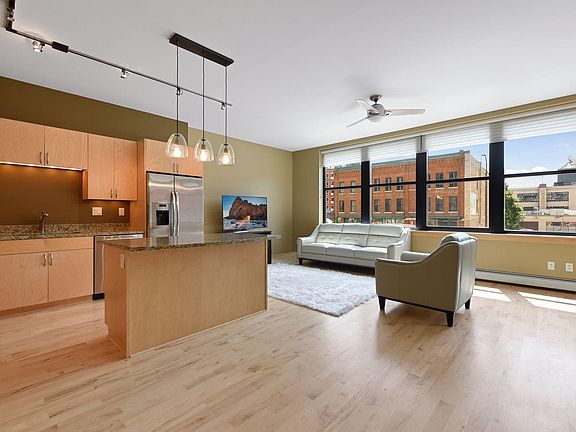 3rd image of 215 10th Ave S Unit 234