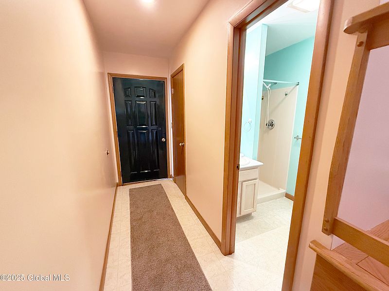 4th image of 23 Cohoes Avenue