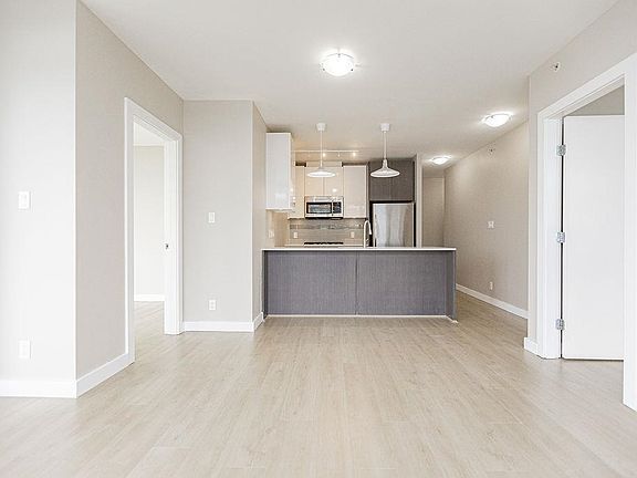 5th image of 6971 Elmbridge Way #1102