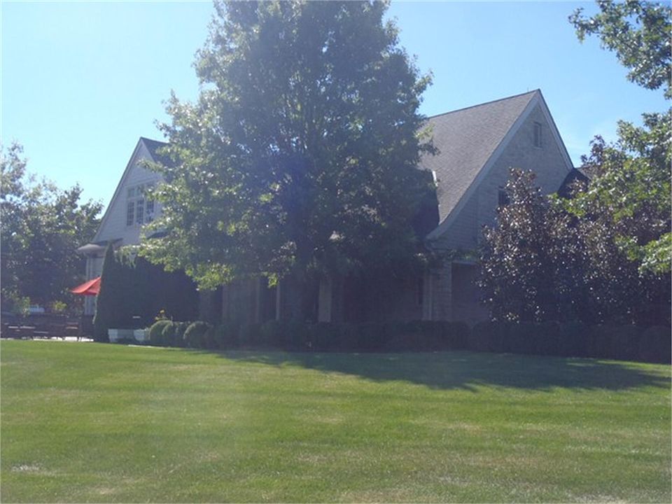2nd image of 3951 Old Frankfort Pike