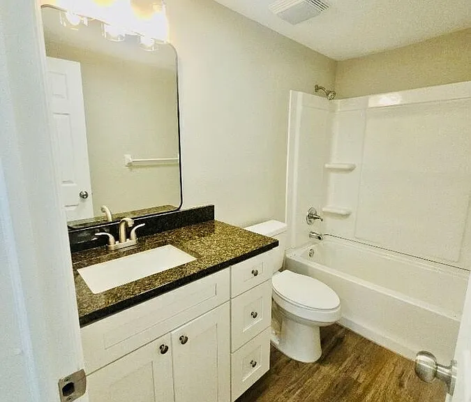 10404 Hershey Rd #A — Photo 20