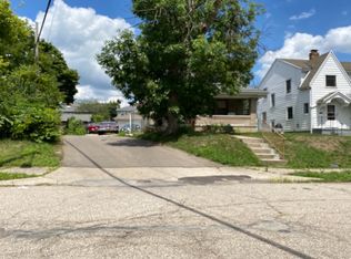 17 E Beechwood Ave, Dayton, OH 45405