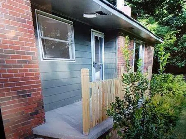 4076 Fairmont St, Gainesville, GA 30506