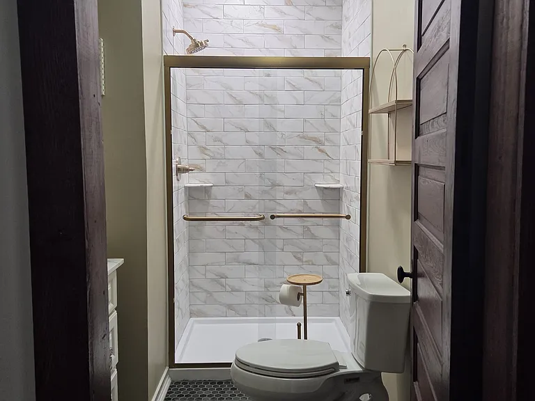 403 W Flower St #3 — Photo 6