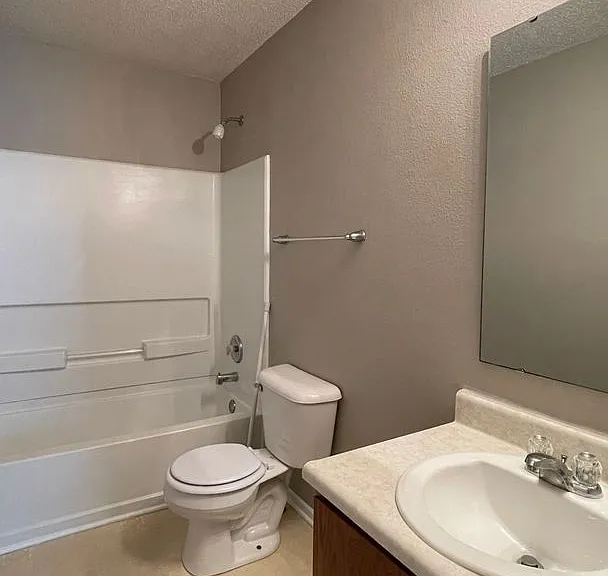 2738 Priest Dr — Photo 21
