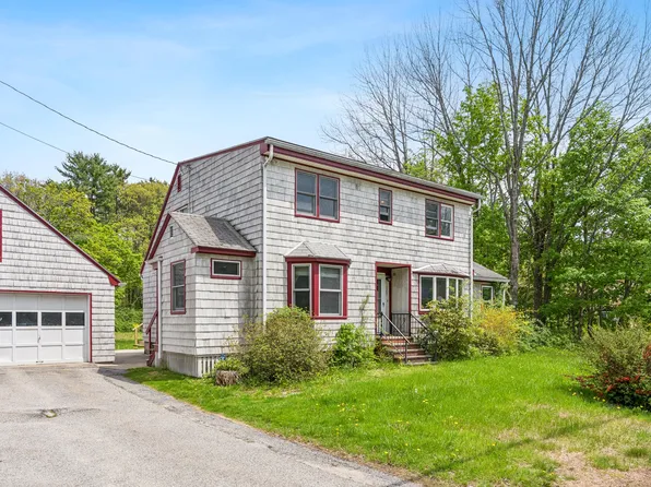 125 Ledgewood Drive, Falmouth, ME 04105