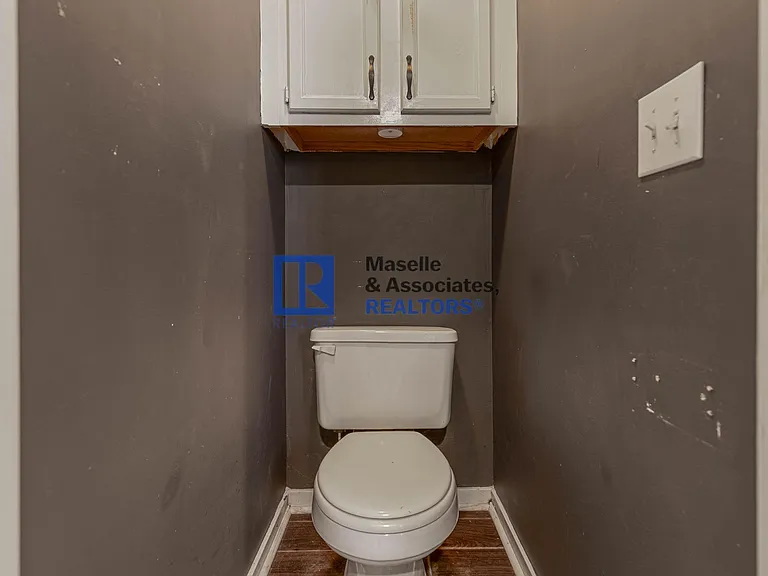 624 Post Oak Pl — Photo 22