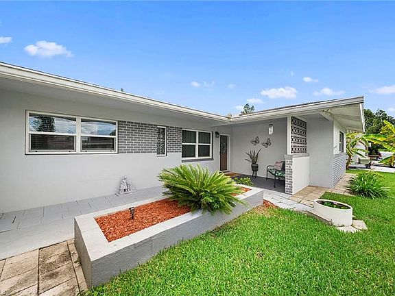 3rd image of 803 Monet ST