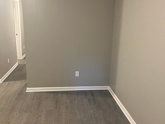 2nd image of 417 Dixon Ave