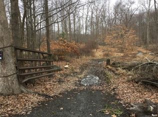 Cascade Rd, Warwick, NY 10990