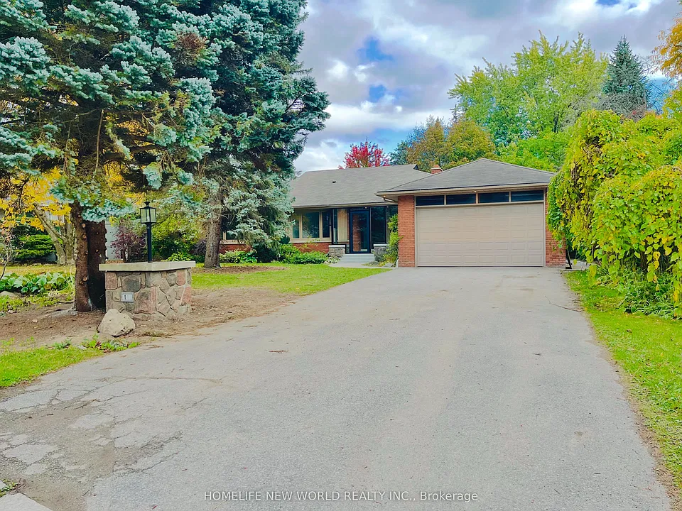 14 Rollscourt Dr