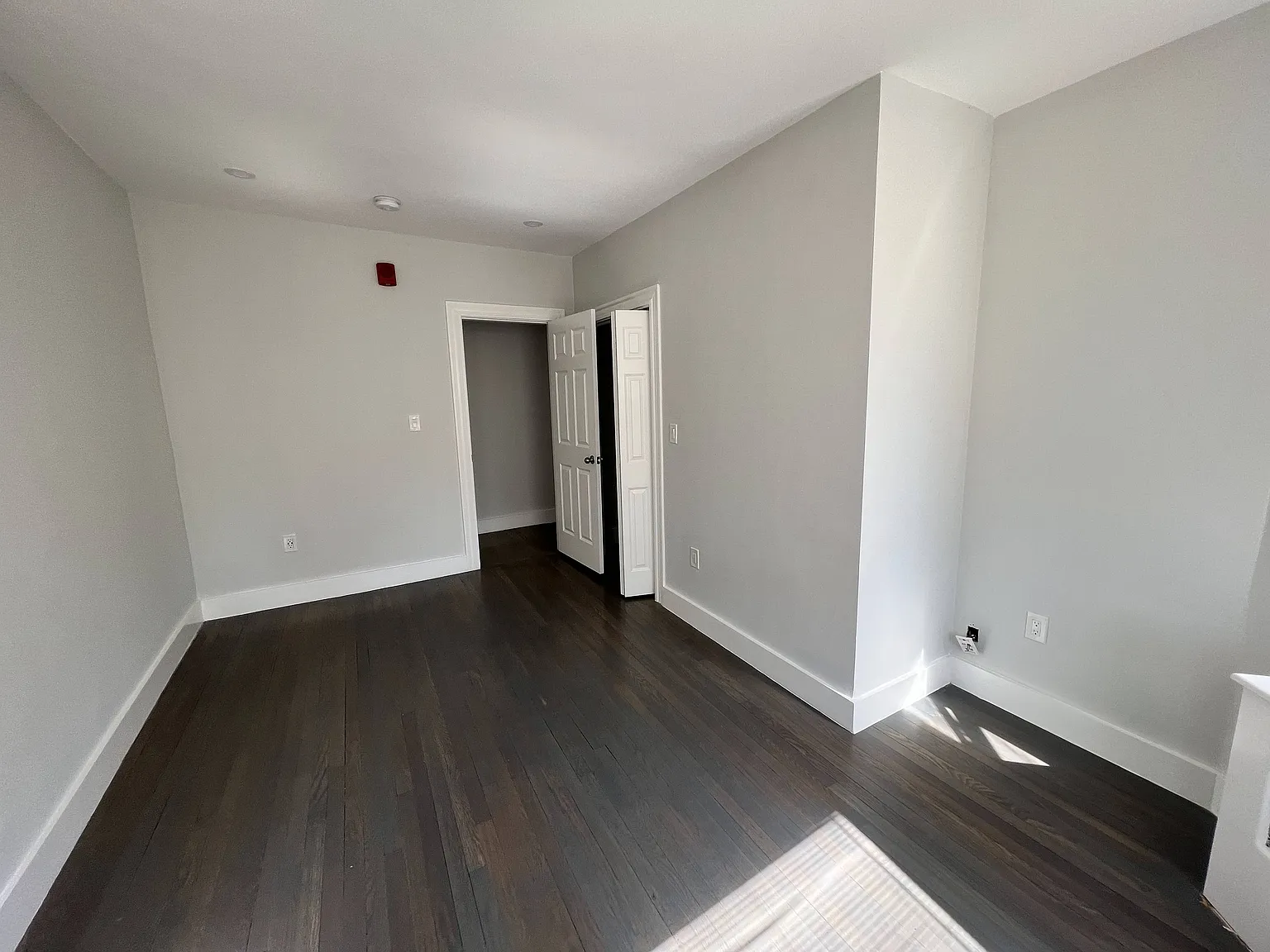 2 bed, 9999 sqft, $3,700 — Photo 1