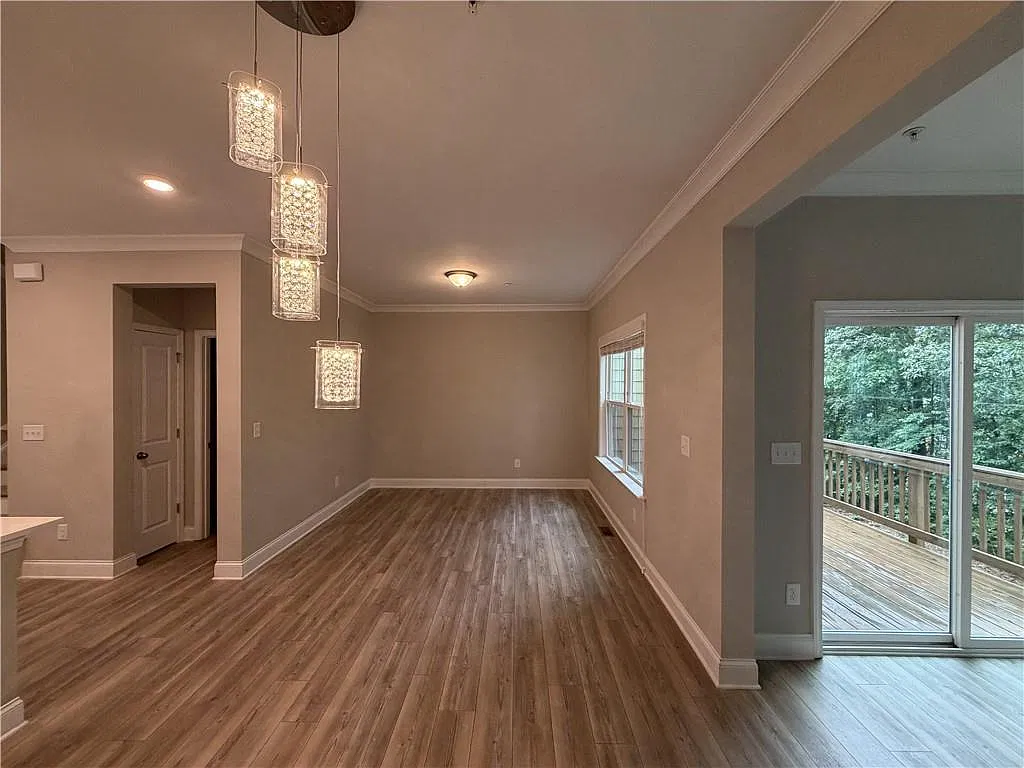 4 bed, 3.5 bath, 2407 sqft, $3,750 — Photo 4