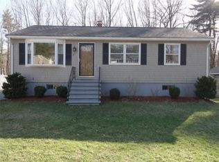 17 Tom Grace Way, Billerica, MA 01821