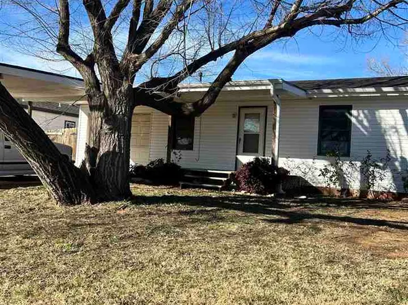 6213 NW Cherry Ave, Lawton, OK 73505