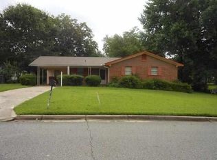 106 Ora Cir, Warner Robins, GA 31088