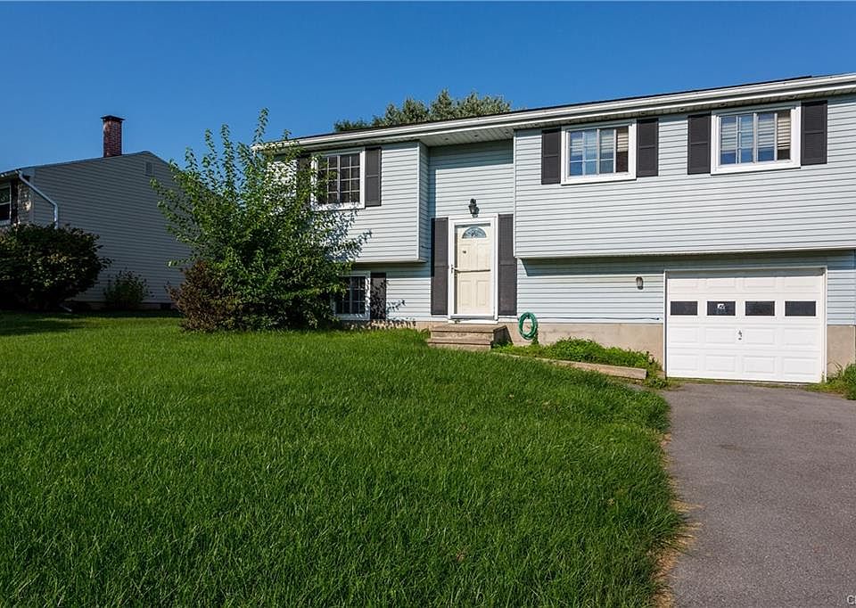 1st image of 8178 Mantova Dr