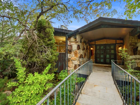 4434 S Covecrest Dr, Millcreek, UT 84124